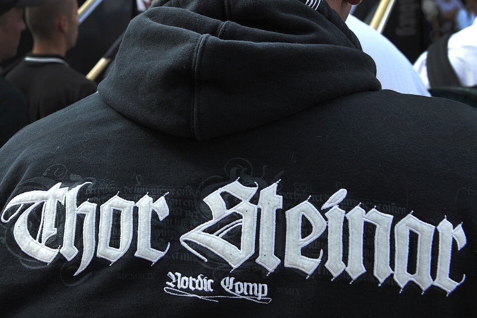 Die Modemarke "Thor Steinar" wird mit dem rechten politischen Spektrum in Verbindung gebracht. (Symbolfoto)