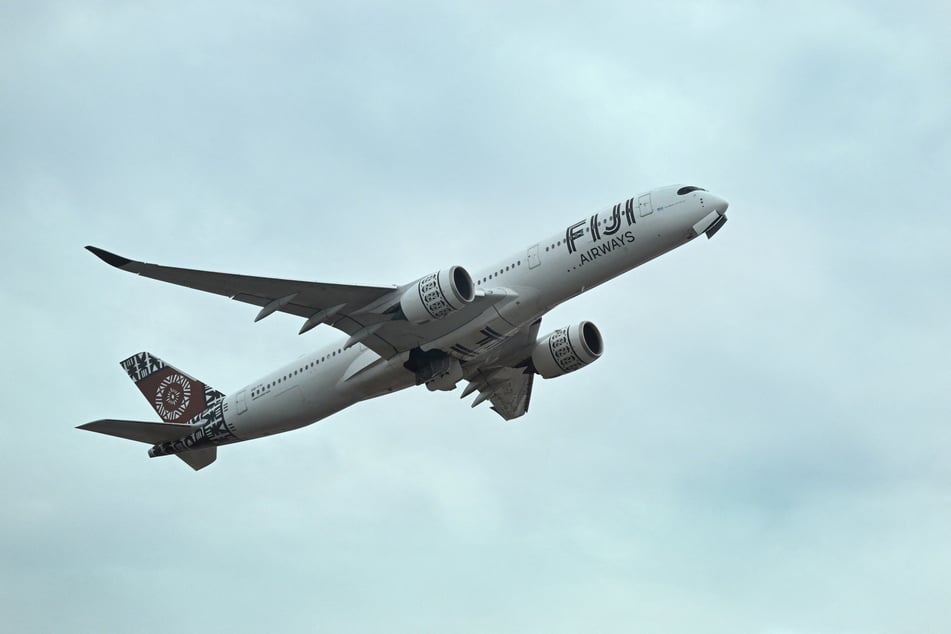 Als der Flieger der Fiji Airway abhob, schien es dem noch Passagier gutzugehen. Doch dann wendete sich das Blatt urplötzlich. (Symbolbild)