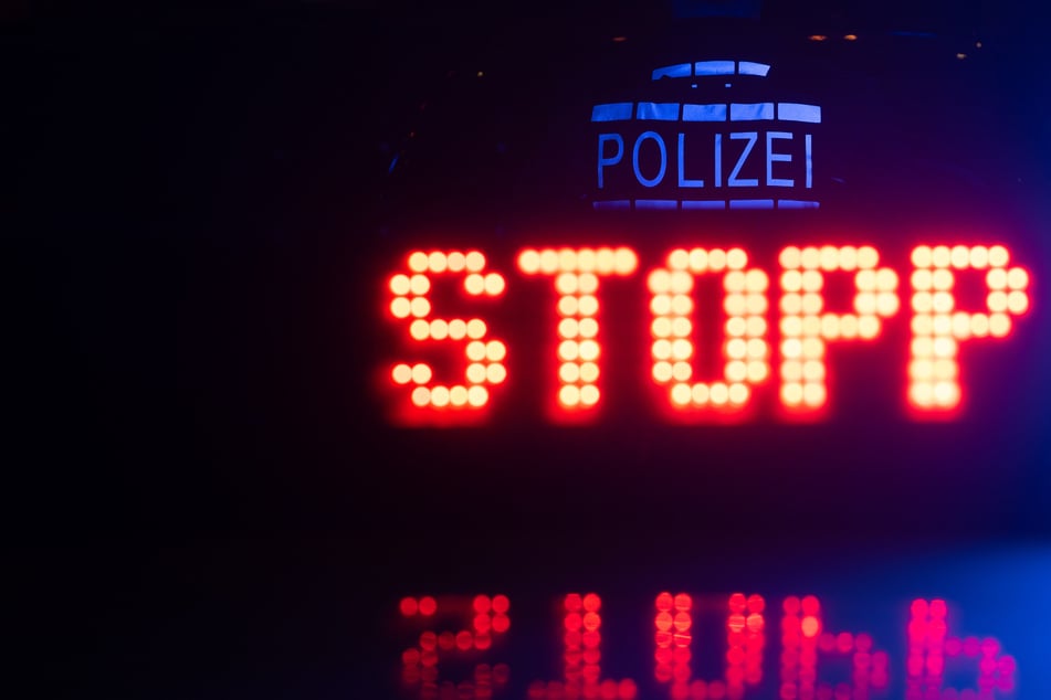 Irre Verfolgungsjagd! Polizei verfolgt Auto von Belgien nach Deutschland und zurück