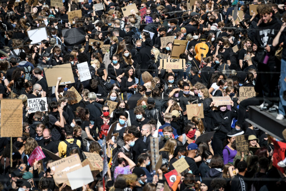 Platzt der Alexanderplatz wieder aus allen Nähten? Nächste Black Lives Matter-Demo angekündigt