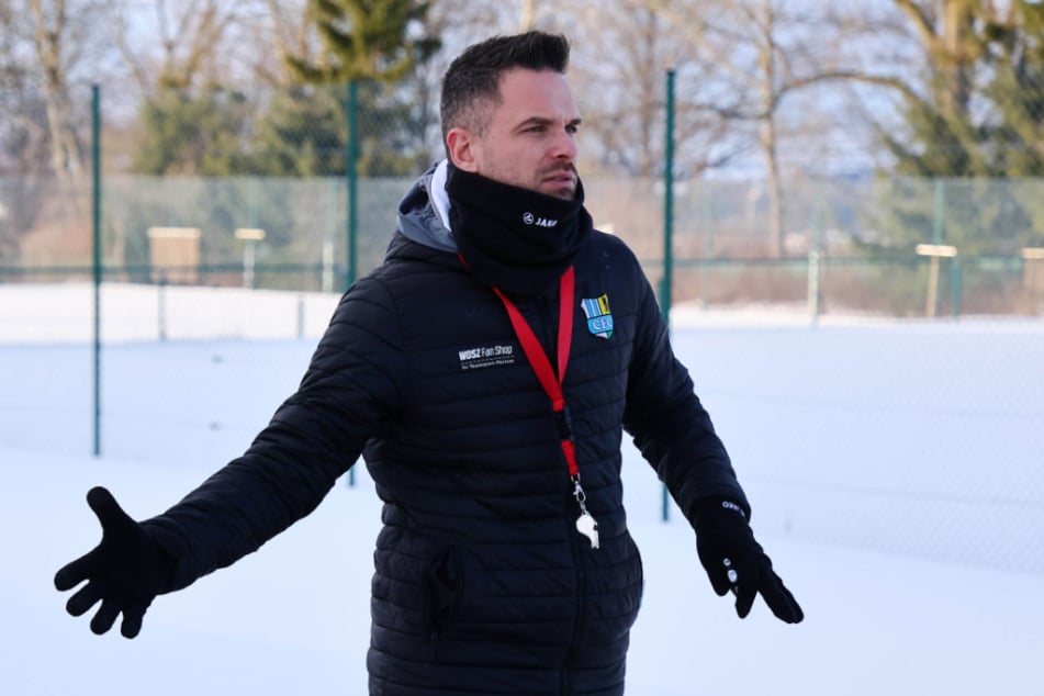 CFC-Trainer Benjamin Duda (37) musste bereits beim Training improvisieren.