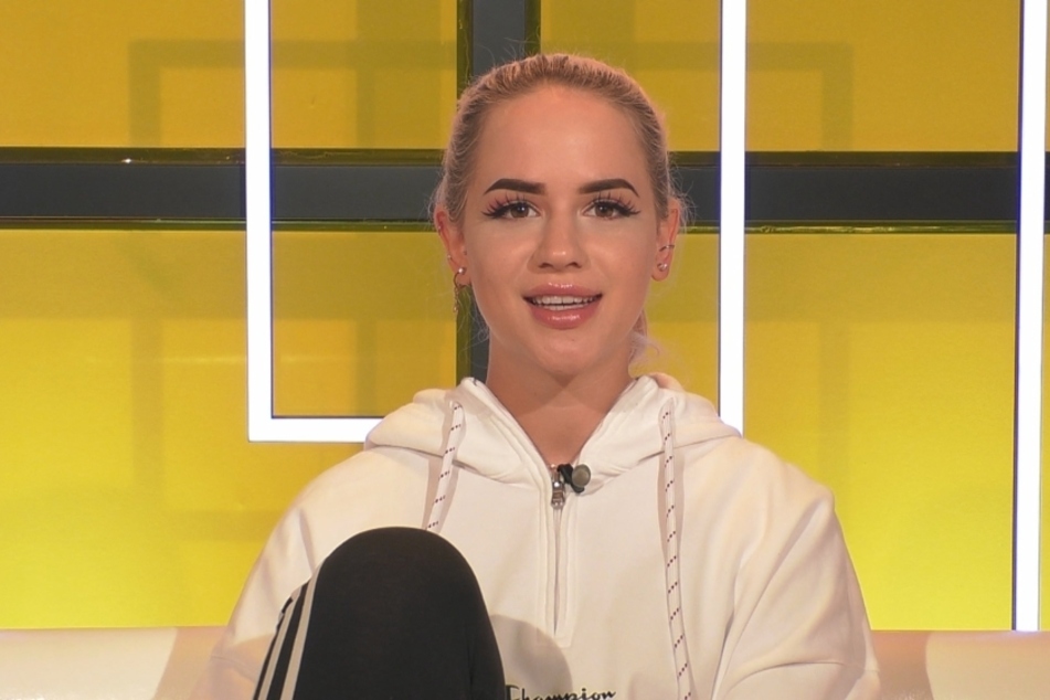 Gina (19) ist mega stolz und auch ein wenig schockiert: Sie ist die bleibteste im Haus. So zumindest haben die Fans abgestimmt.