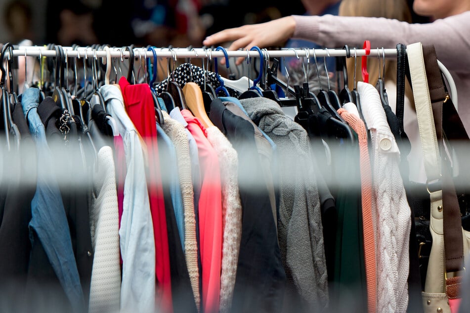 Auch drei Flohmärkte finden am Wochenende statt. (Symbolbild)