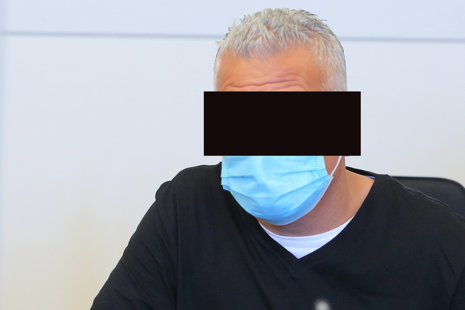 Blutiger Bruderstreik: Ali A. (46) kam für seine Messer-Attacke gerade noch mit einer Bewährungsstrafe davon.