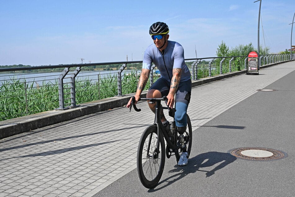 Bei den Radrennen geht es ihm nicht um die Zeit. Es geht vor allem um die Bewegung an sich und dem Wettkampf zusammen mit einer Gruppe.