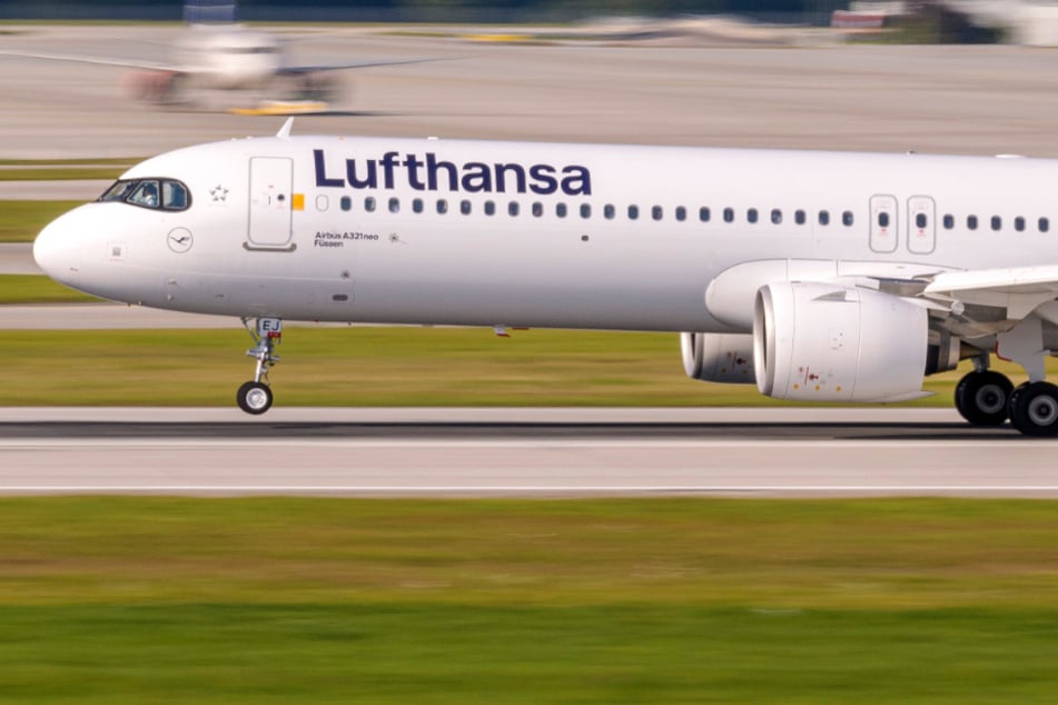 Schreckmoment an Bord von Lufthansa-Flieger: Unwetter spielt Passagieren übel mit