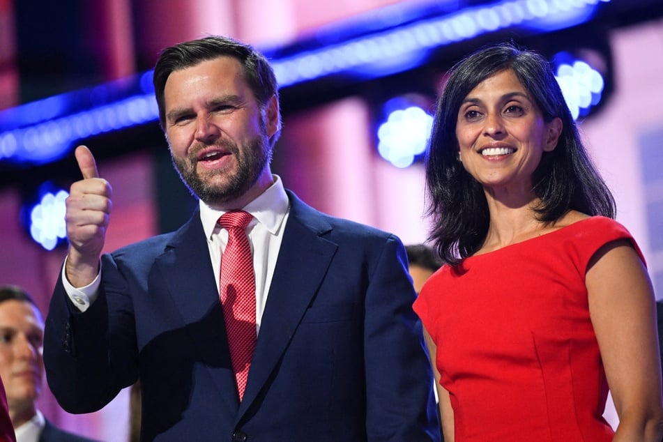 JD Vance's wife addresses rumor her husband wears "Panic at the Disco" eyeliner