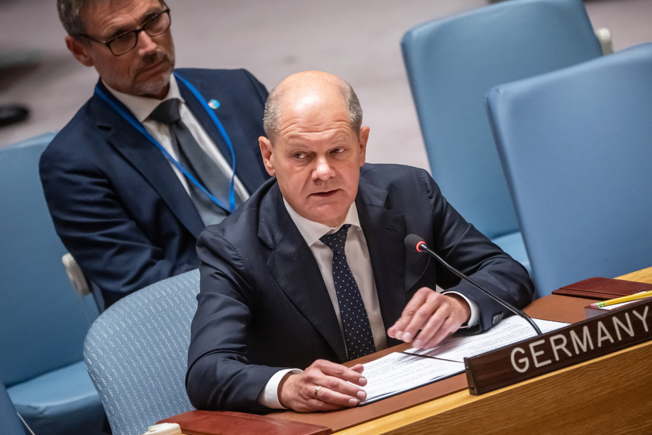 Bundeskanzler Olaf Scholz (65, SPD), spricht in der Sitzung des UN Sicherheitsrat zum Thema Ukraine.