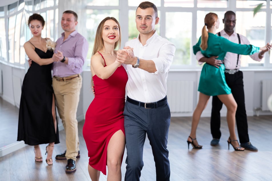 230 Tanzpaare bringen im Dresdner Einkaufszentrum das Parkett zum Glühen. (Symbolbild)