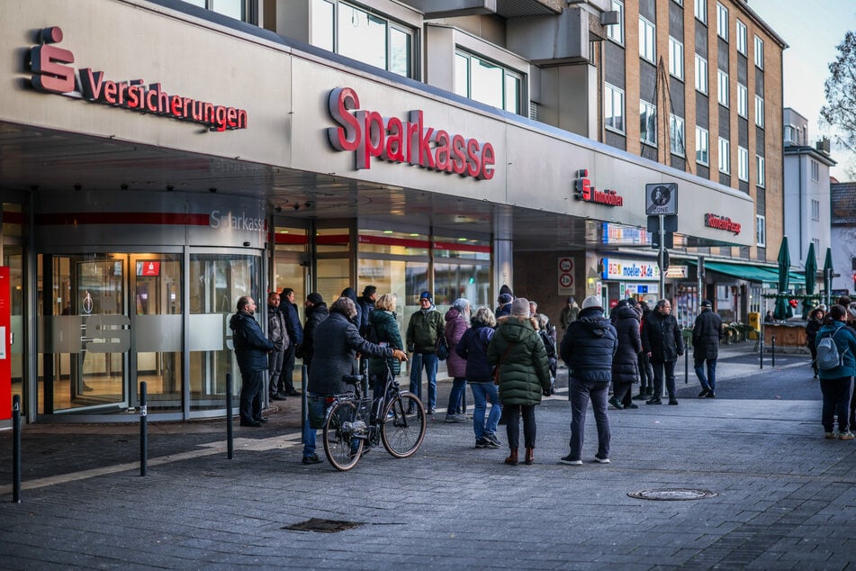 30 Millionen Euro Beute: Ermittler verfolgen nach Sparkassen-Coup konkrete Spur