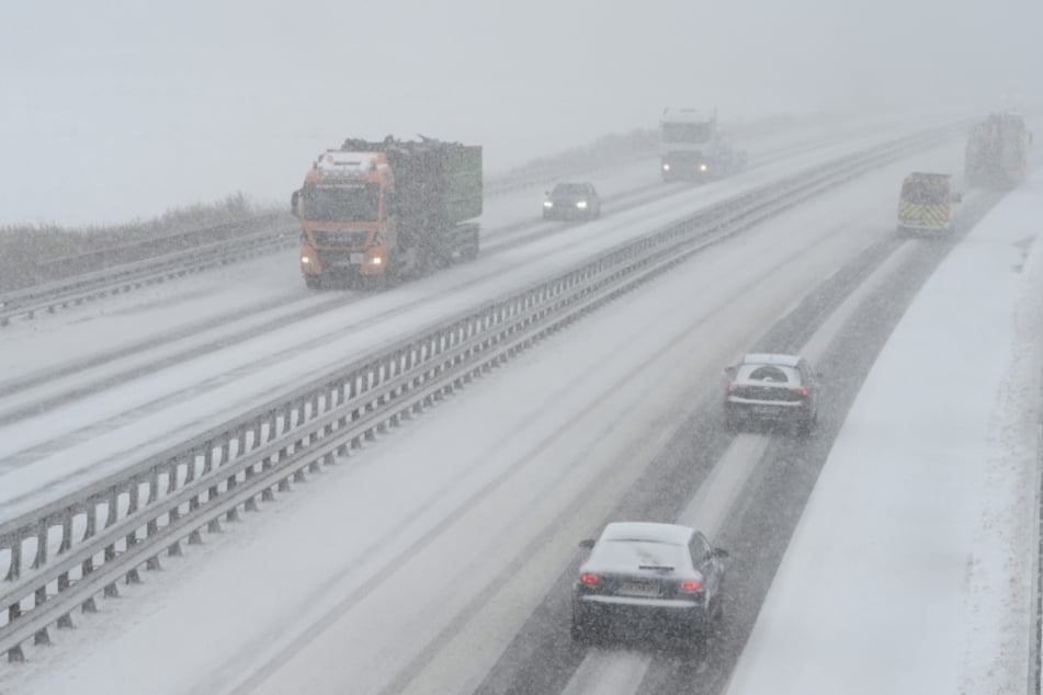 Hamburg: Schneechaos im Norden: "Kritische Wetterlage" steht bevor