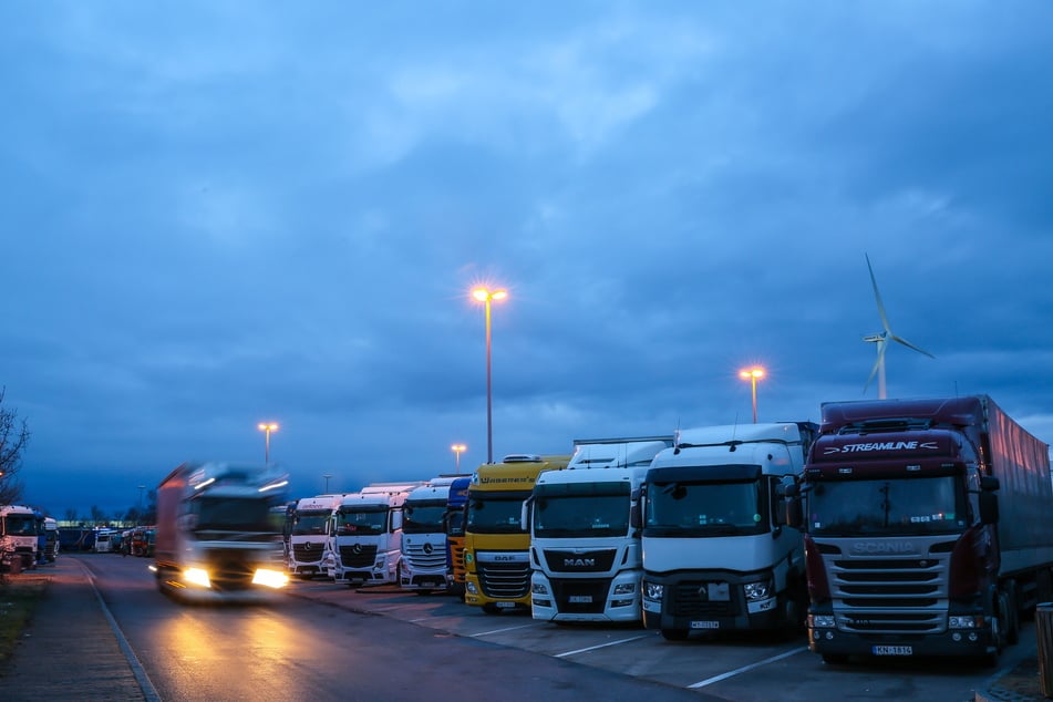 Horror für Lkw-Fahrer. Wenn sie schlafen, schlagen die Täter meist zu.