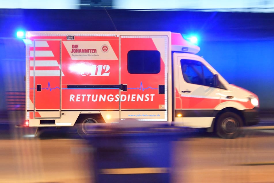 Die Retter konnten nichts mehr für den 30-Jährigen tun. (Symbolbild)