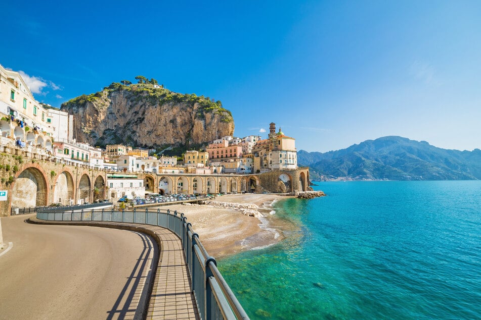 Die Amalfiküste ist eine beliebte Touristen- und Film-Location.