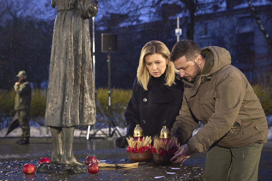 Die ukrainische First Lady Olena Selenska bittet die Weltbevölkerung darum, die ukrainische Tragödie zur bevorstehenden Weihnachtszeit nicht zu vergessen.