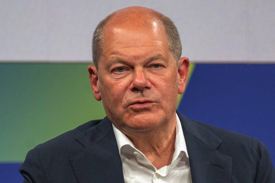 Durch den Hungerstreik soll Bundeskanzler Olaf Scholz (65, SPD) zu einer Regierungserklärung erpresst werden.