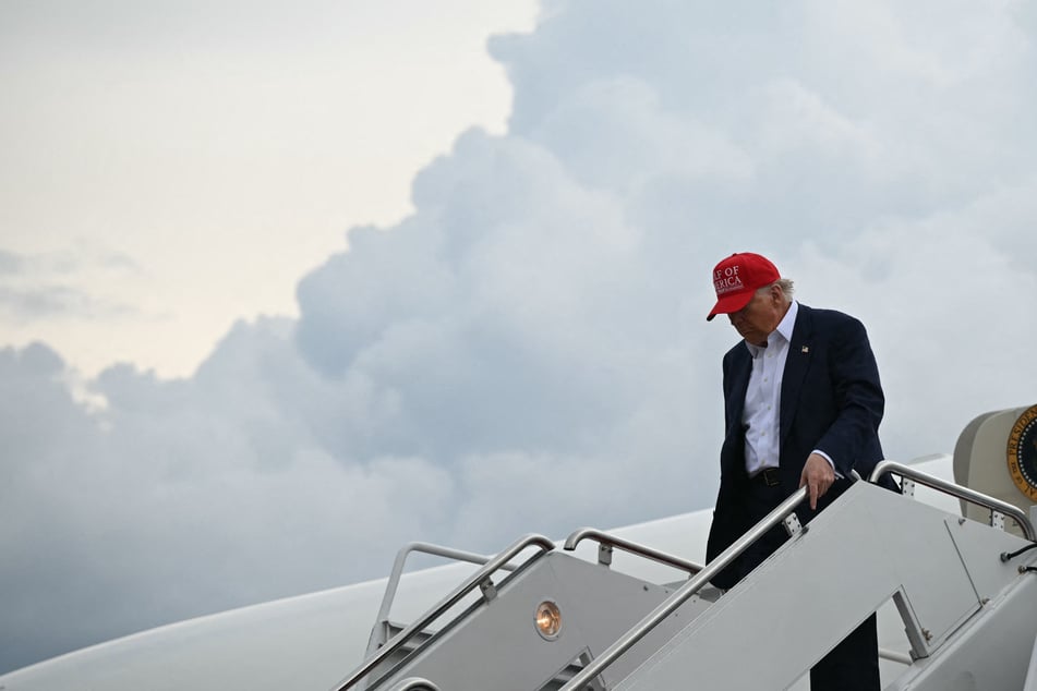 Trump admin. pauses weapons delivery to Ukraine, will review countries that receive US munitions
