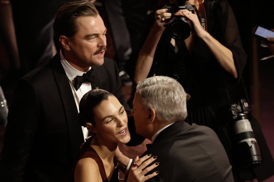Der Hollywood-Schauspieler Leonardo DiCaprio (51) und die Schönheit Vittoria Ceretti (27) zeigten sich erstmals als Paar bei der Oscar-Verleihung.