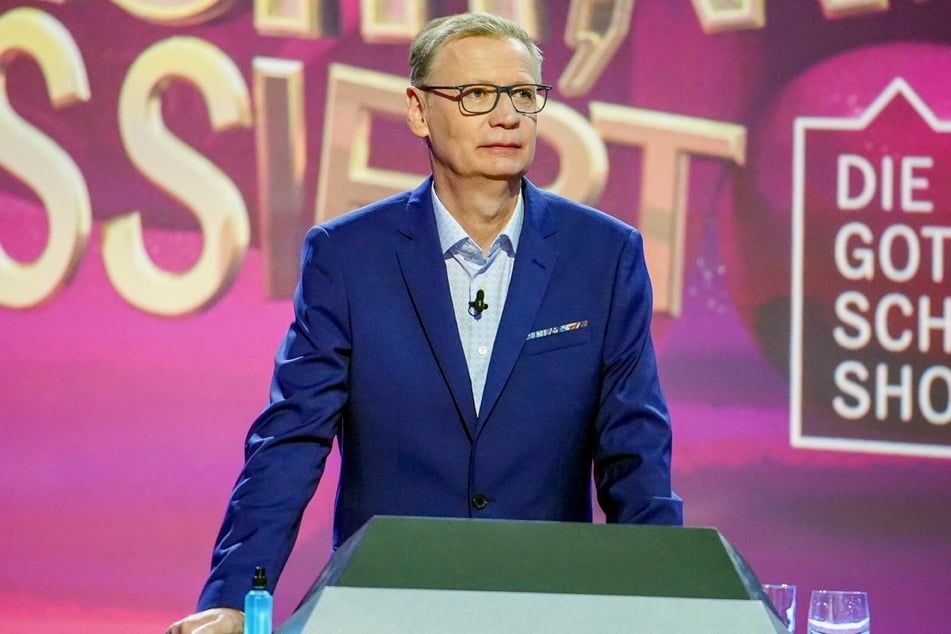Günther Jauch (64) ist mit dem Coronavirus infiziert und verpasst deshalb auch die zweite RTL-Live-Show von "Denn sie wissen nicht, was passiert".