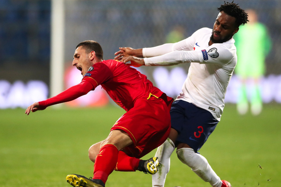 Nationalspieler kritisiert Liga-Neustart heftig: Spieler "wie Laborratten"!