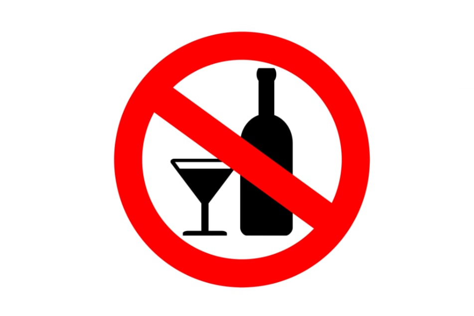 In Köln ist es an Silvester und Neujahr in der Öffentlichkeit untersagt, etwas Alkoholisches zu trinken (Symbolbild).