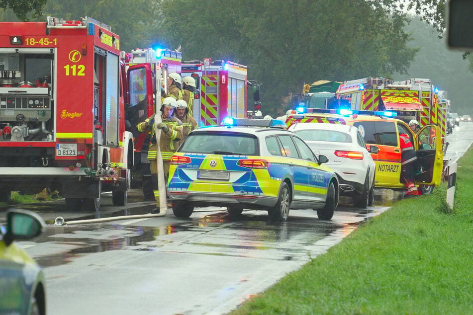 Die 22-Jährige ist noch an der Unfallstelle gestorben. (Symbolfoto)