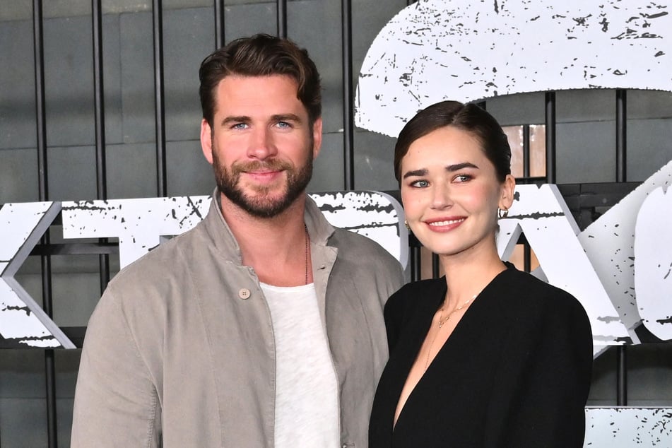 Liam Hemsworth (l.) and Gabriella Brooks are getting married!