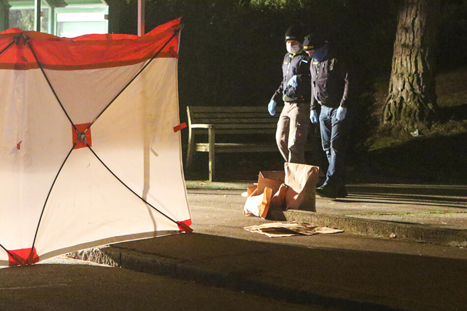Bei einer Auseinandersetzung in Augsburg ist ein junger Mann zu Tode gekommen.