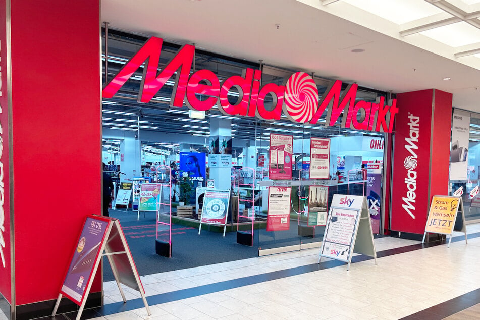 MediaMarkt Dresden - im ElbePark, Peschelstraße 39.