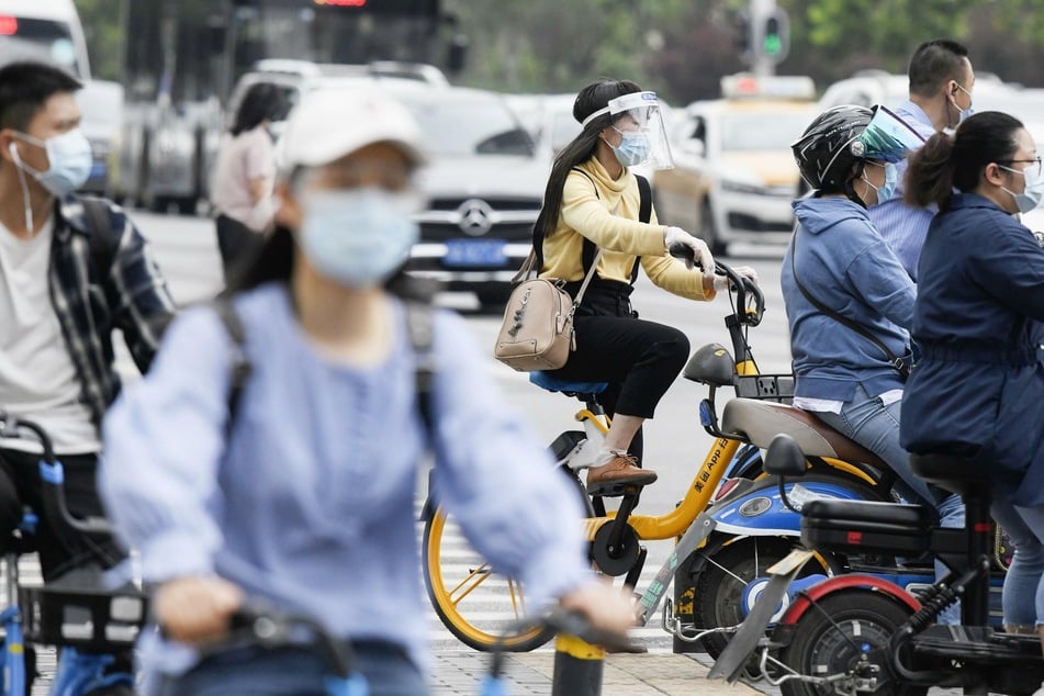 Als Reaktion auf die sich auch in China verbreitende Delta-Variante des Coronavirus lässt das einstige Pandemie-Epizentrum Wuhan seine gesamte Bevölkerung testen.