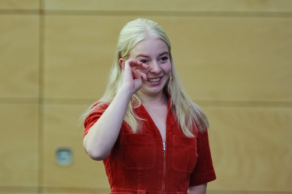 Vorgängerin Jette Nietzard (26) verabschiedete sich mit einer Rede auf dem Kongress von ihrem Posten. Dabei flossen einige Tränen.