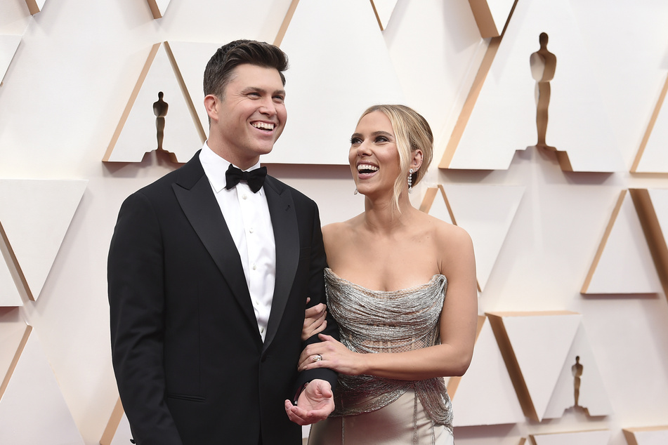 Scarlett Johansson married her fiancé Colin Jost on the weekend.