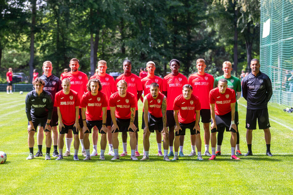 Alain Karim und das neue Team der Greifswalder FC starteten am Mittwoch ins Training. Aber ohne Gastspielerlaubnis.