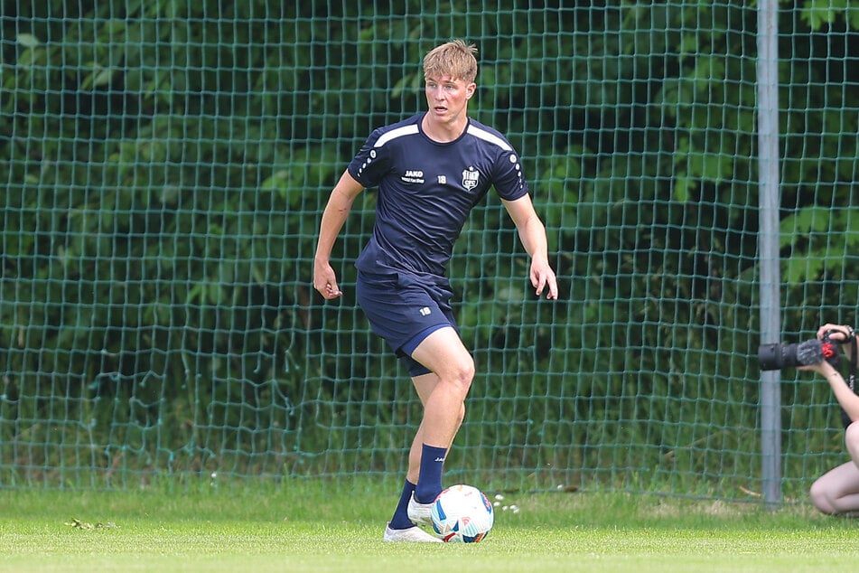 Auf ihn setzt Sportchef Chris Löwe als Rechtsverteidiger: Neuzugang Johannes Pistol (23).