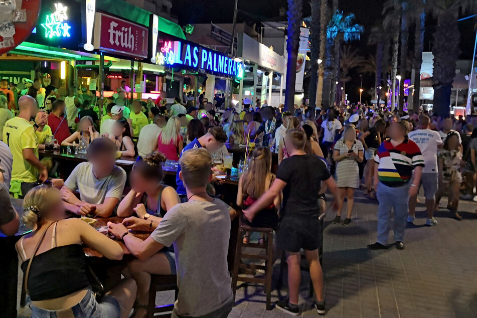 Nach Verschärfung der Maskenpflicht: So will Mallorca gegen Sauftourismus vorgehen