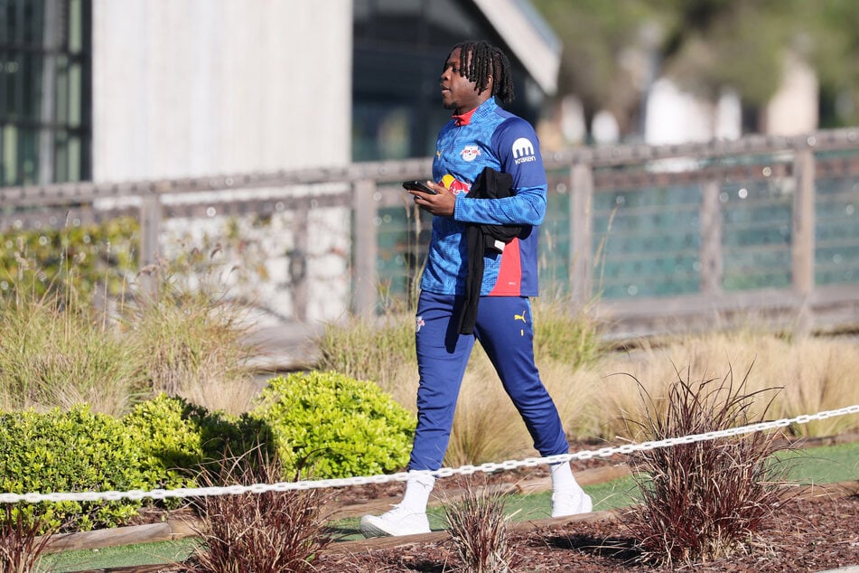 Johan Bakayoko (22) kann zwar endlich wieder mit der Mannschaft trainieren. Sein Einsatz gegen Pauli kommt aber noch zu früh.