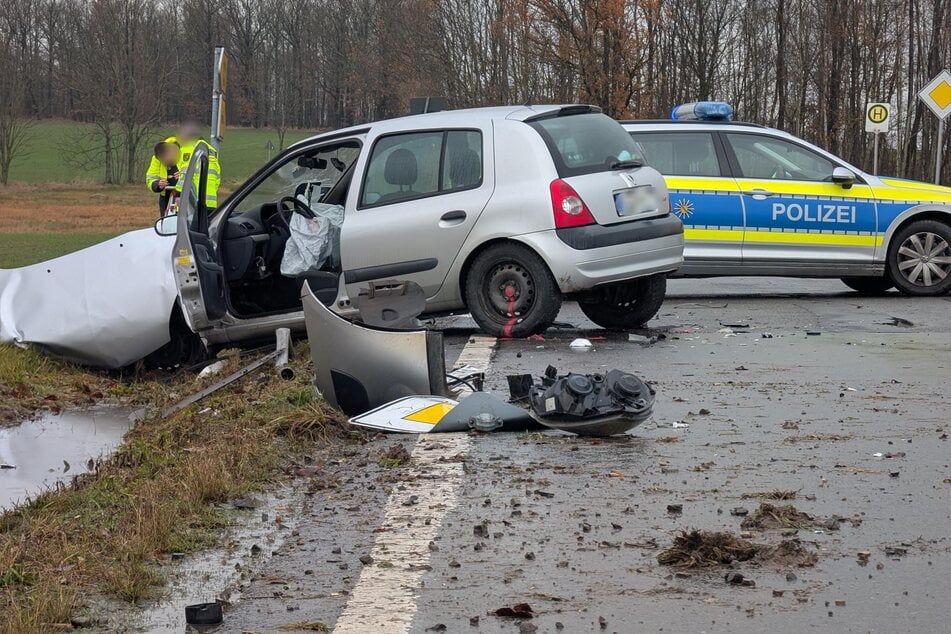 Der Renault-Clio-Fahrer (20) nahm dem Mercedes-Fahrer (70) die Vorfahrt.