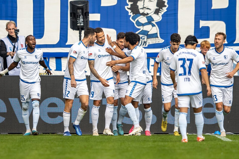 Der FCM kam deutlich stärker aus der Kabine als Karlsruhe und konnte sofort den Ausgleichstreffer zum 1:1 bejubeln. Leistungsmäßig war das Spiel in der zweiten Hälfte erfreulicherweise überhaupt nicht mit dem vergangenen Auswärtsspiel in Nürnberg zu vergleichen.