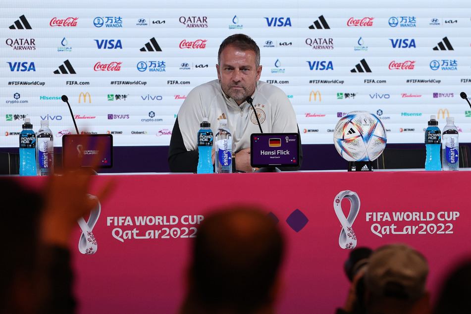 Da neben Bundestrainer Hansi Flick (57) kein Spieler bei der Pressekonferenz vor dem Spiel gegen Spanien anwesend war, muss der DFB nun zahlen.
