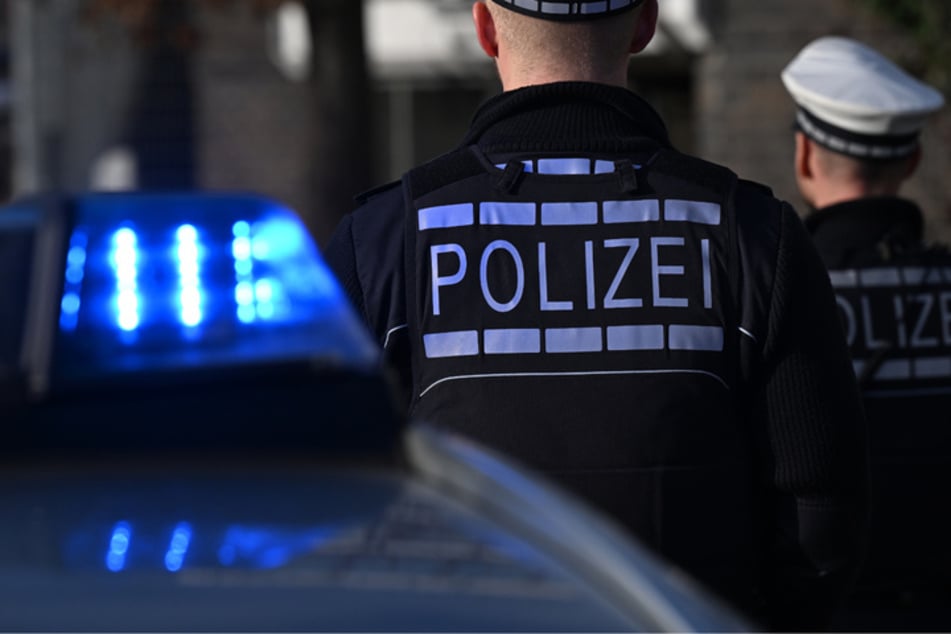 Berlin: Polizei stoppt BMW: Spielzeugwaffen sichergestellt