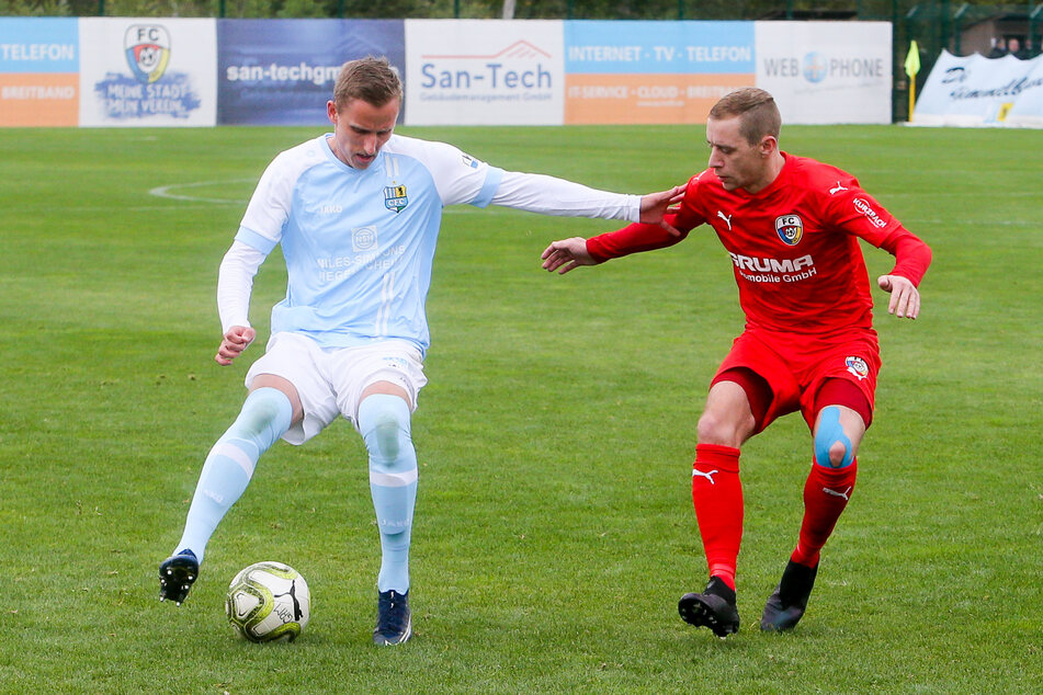 Paul Milde (25, l., hier gegen Kevin Wiegner) war in Grimma als Verteidiger nicht sehr gefordert.