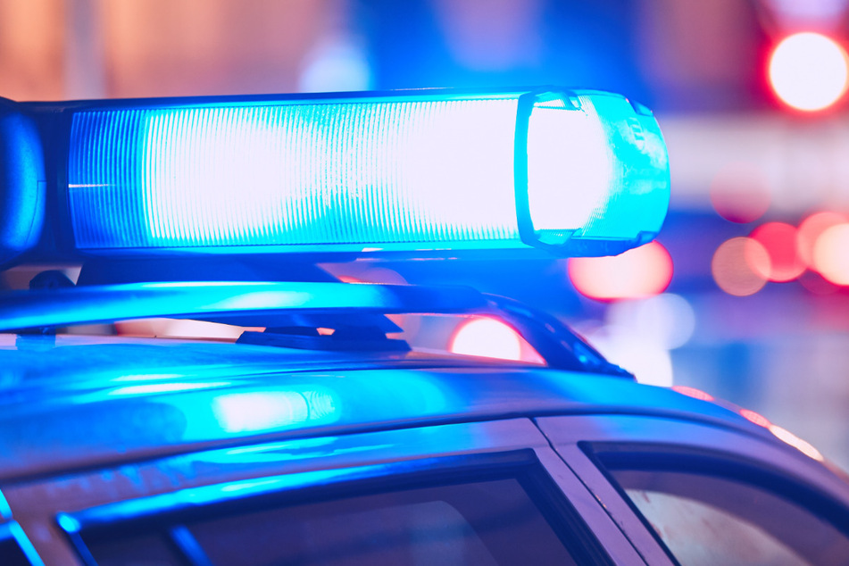 Explosion vor Supermarkt: Geldautomat gesprengt, mehrere Verletzte