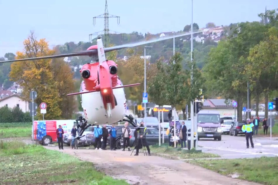 Auch ein Rettungshubschrauber war im Einsatz.