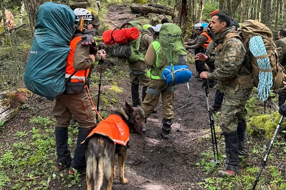 Die chilenischen Nationalgarde unterstützte bei der Suche nach den verunglückten Touristen.