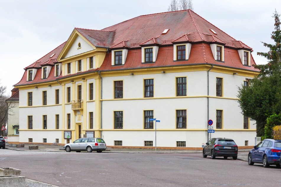 Bis zum 5. Mai kannst Du Dich für die Stelle bewerben.