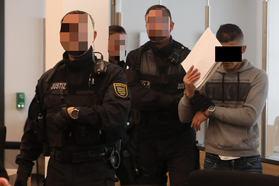 Abdullah A.H.H. (21) stand bereits mehrfach vor Gericht - hier 2018 vor dem Oberlandesgericht am Hammerweg. Am 12. April wird er wieder vor Gericht erscheinen.