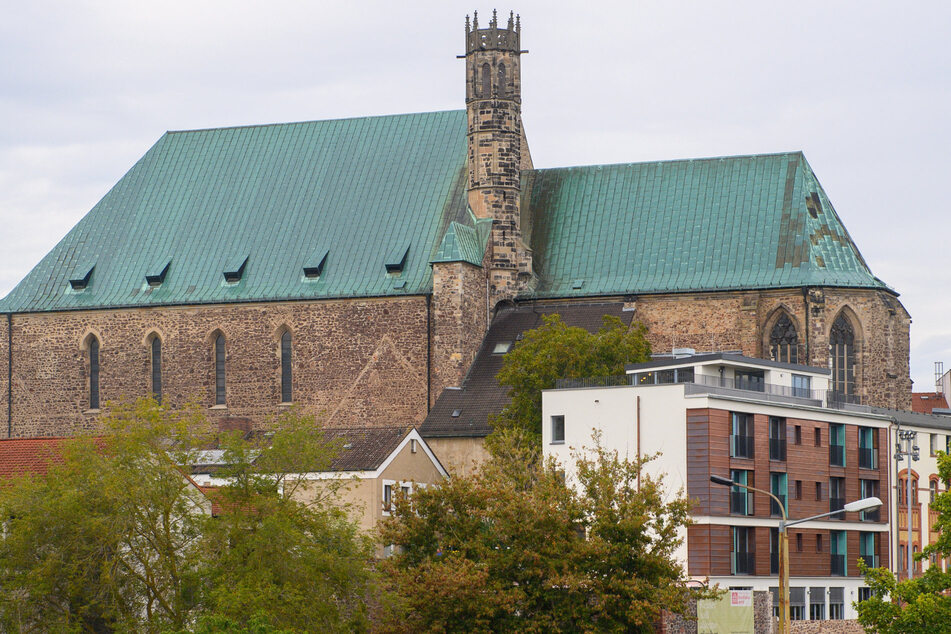 Kloster-Neubau der Prämonstratenser in Magdeburg eingeweiht