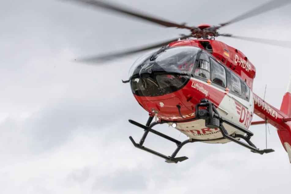 Für den Biker (†57) kam jede Hilfe zu spät. Er erlag seinen Verletzungen kurz nach dem Unfall im Krankenhaus. (Symbolbild)