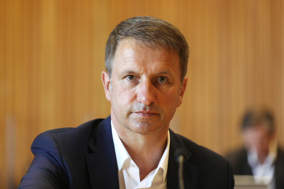 Michael Stickeln (52, CDU) ist Spiekers Nachfolger. Ihm sei die Aufklärung des Falls eine Herzensangelegenheit.
