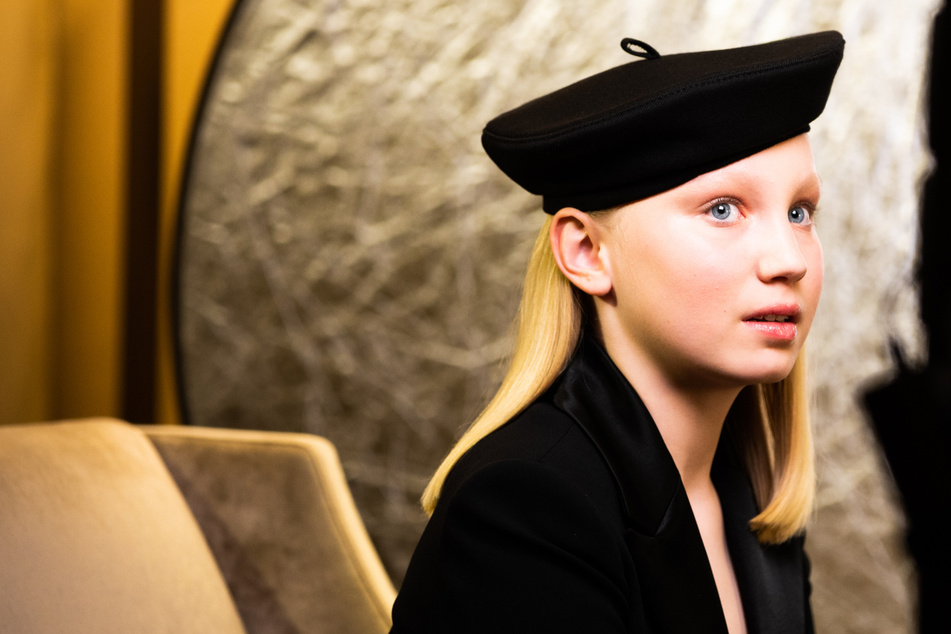 Riverboat: Hollywood-Star Helena Zengel (12) über die Golden Globes: "Jodie Foster saß da in ihrem Schlafanzug!"